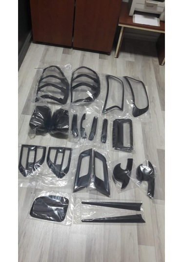 Ebal Otomotiv Ford Ranger T7 kaplama seti dış siyah full 2016+