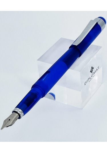 Diplomat Magnum Demo Mavi Dolma Kalem - F Uç D40910023 Mavi