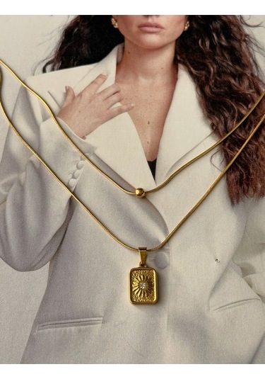60 Cm Tek Taşlı Kare Güneş Paslanmaz Çelik Kararmaz Kadın Kolye Altın