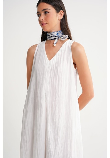 4700 Kadın V Yaka Önü Pileli Elbise Beyaz Beyaz