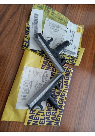 BMW E38 SAĞ SOL ÇAMURLUK SİNYALİ TAKIMI MARELLİ