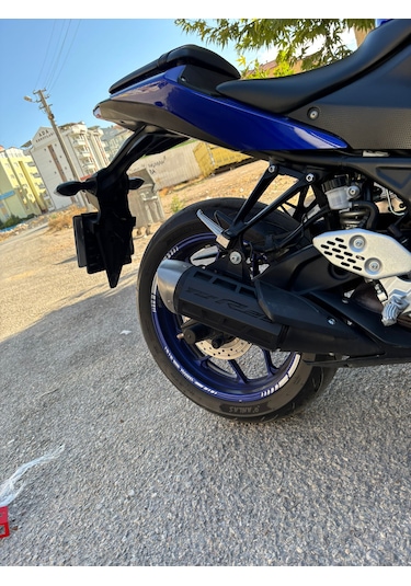 Yamaha R-25 Egzoz Koruması Siyah