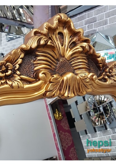 Vintage Madam Model Altın Renk Varaklı Ayaklı Boy Aynası Altın