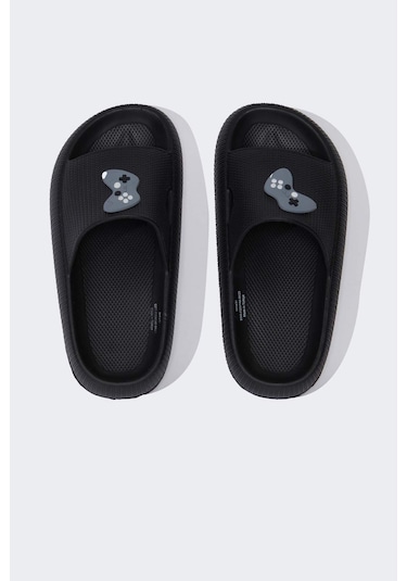 DeFacto Erkek Çocuk Yüksek Taban Terlik F0041A825SMBK23 DeFacto Erkek Çocuk Yüksek Taban Terlik F0041A825SMBK23