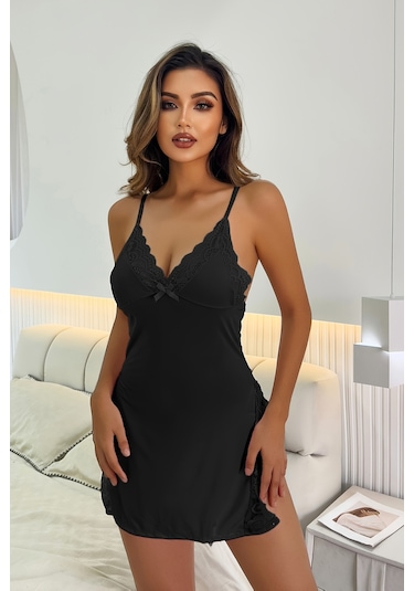Merry See Dantelli Yanlardan Derin Yırtmaçlı Gecelik Siyah