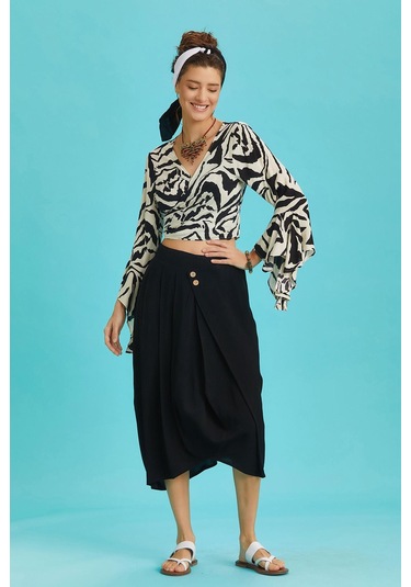 Rahat Kesim Geniş Pileli Siyah Anvelop Midi Etek Siyah