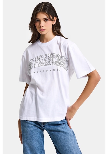 Itsbasic Kadın Beyaz S6-2 Oversize Özel Parlak Taşlı Sloganlı Bol Kesim T-shirt