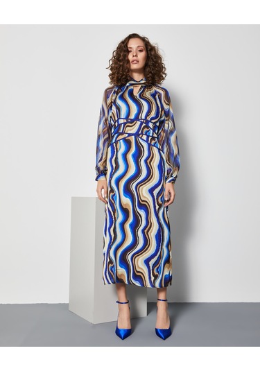 Renkli Desenli Kadın Elbise - Beli Şerit Detaylı - Uzun Kollu - Modern Ve Şık Tasarım - Günlük Ve Özel Gün İçin Elbise Saks