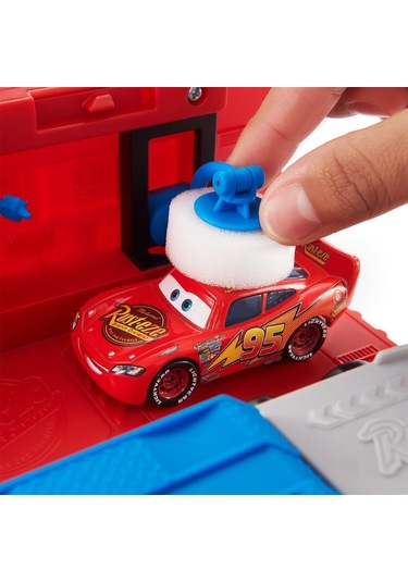 Hdc75 Cars Dönüştürülebilir Mack Oyun  Seti