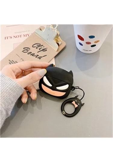 Apple Airpods Pro 3. Nesil 2025 Uyumlu Figürlü Silikon Kılıf Anahtarlıklı Kılıf Siyah - Beyaz - Pembe