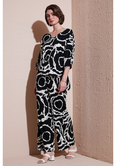 Lela Desenli Regular Fit Truvakar Kol V Yaka Alt-Üst Bayan Takım 5865357 Siyah