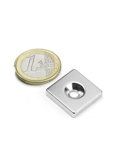 20X20X5X5 Vida Atılabilir Köşeli Havşa Delikli Neodyum Mıknatıs