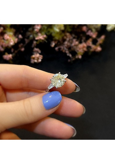 Stela Tektaş Yüzük