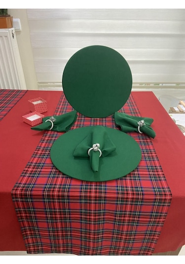 Kırmızı Masa Örtüsü ,ekose Runner , Yeşil Supla Seti , Peçete 4 Kişilik
