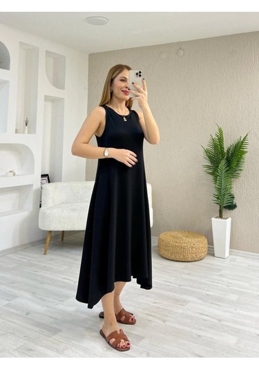 Kadın Askılı Yuvarlak Yakalı Asimetrik Kesim Detaylı Viskon Elbise Siyah