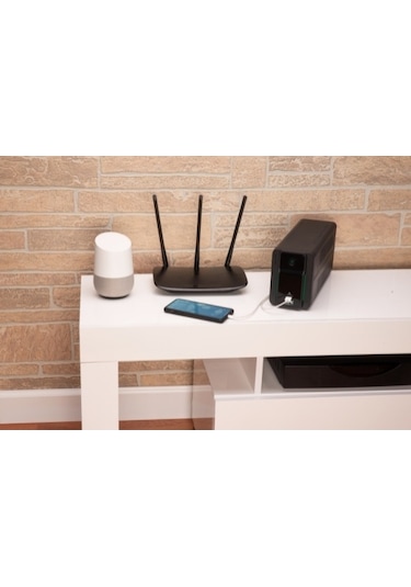 APC BVX700LUI-GR 700VA USB Girişli Kesintisiz Güç Kaynağı