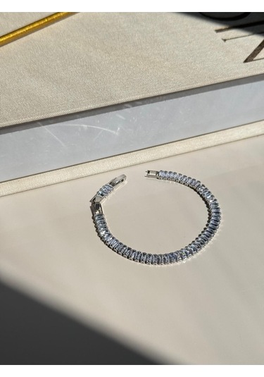 Baget Taşlı Gümüş Renk Çelik Tennis Bileklik Işıltılı Ve Şık Kadın Takı Gümüş