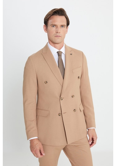 Ac&Co / Altınyıldız Classics Erkek Cml Slim Fit Dar Kesim Kırlangıç Yaka Beli Bağlamalı Çizgili Esnek Kruvaze Takım Elbise Cml Camel Ac&Co / Altınyıldız Classics Erkek Cml Slim Fit Dar Kesim Kırlangıç Yaka Beli Bağlamalı Çizgili Esnek Kruvaze Takım Elbise Cml Camel