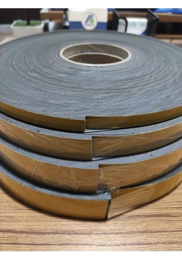 Isı Ve Ses Yalıtımı Için Yapışkanlı Kauçuk Sünger