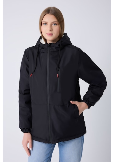 Montland Kadın Siyah İçi Kürklü Su Ve Rüzgar Geçirmez Kapüşonlu Kışlık Mont Siyah