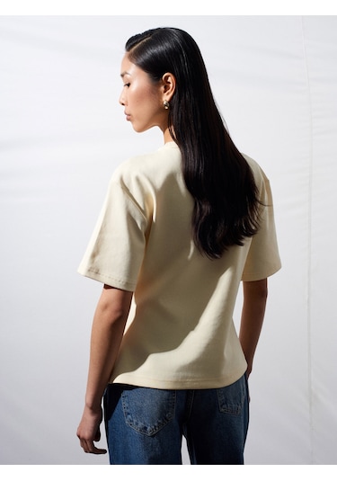 Dilvin 32445 Aksesuar Detaylı Basic T-shirt-açık Sarı