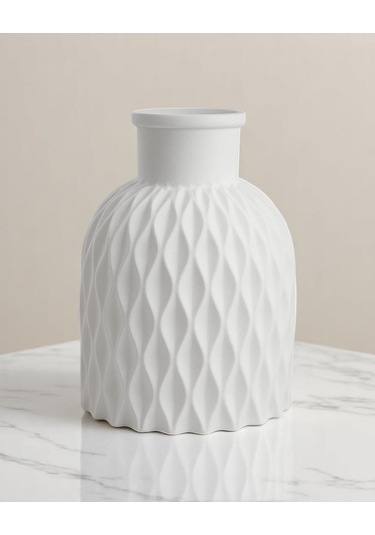 Çapraz Çizgili Oymalı Dekoratif Vazo El Yapımı Şık Tasarım Beyaz