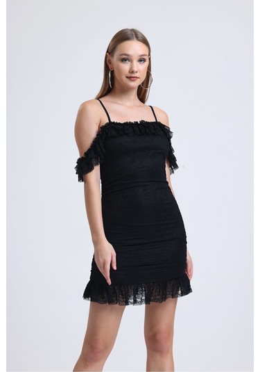 Dantelden İnce Askılı Straples Eteği Ve Yakası Fırfırlı Elbise Siyah