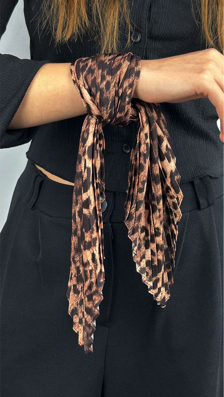 Leopar Desen, Piliseli Katlamalı Fular 29, 48cmx48cm Leopar