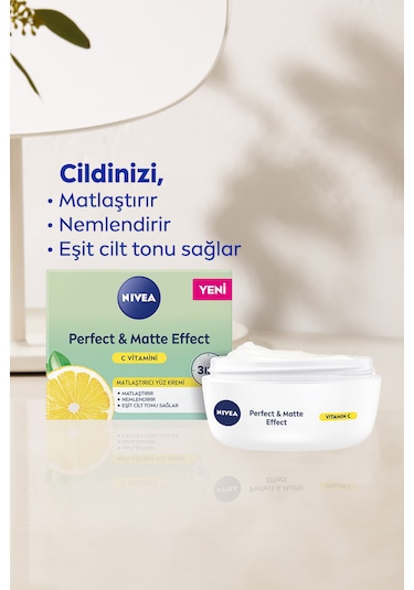 NIVEA Perfect&Matte Matlaştırıcı Gündüz Yüz Bakım Kremi C Vitamini Eşit Cilt Tonu Nemlendirici 50 ML