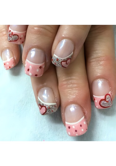 Kısa Parlak Günlük Takma Tırnaklar Puantiyeli Yeni Aşk Tırnak Parıltılı Tırnak Sanatı 24 Adet Takma Tırnak Dahil Aletlerys537