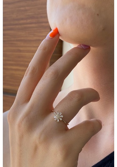 Zümrüt Sarraf 14 Ayar Yeşil Altın Kadın Minimal Taşlı Papatya Yüz 553891797