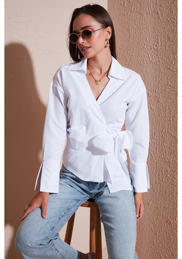 Lela Pamuklu Regular Fit Uzun Kollu Bağlama Detaylı Bayan Gömlek 65200538 Beyaz