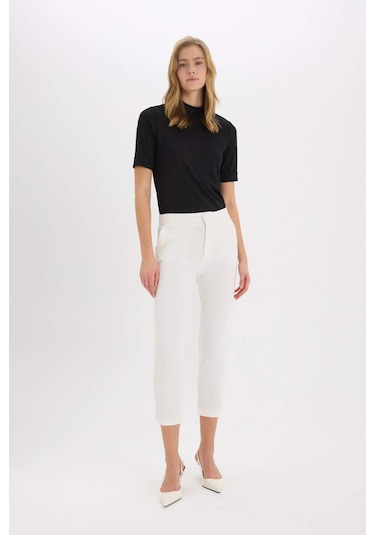 DeFacto Klasik Chino Kumaş Pantolon Normal Bel Basic Düz Cepli Bilek Boy C1429AX25SPWT32