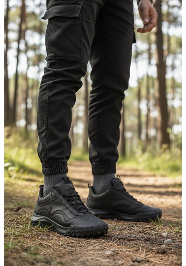 Siyah Bağcıklı Kaymaz Taban Erkek Spor Ayakkabı Mosk 2049 M Siyah-siyah