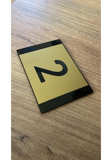 Minimal Gold Tasarım Kapı Numarası