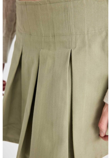 Defacto Coool Piliseli Normal Bel Basic Düz Gabardin Mini Etek D5265AX24AUKH461 Haki