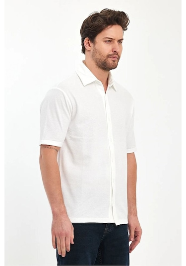 Erkek Önü Düğmeli Rahat Kalıp Nefes Alabilen %100 Pamuk Gömlek Ekru