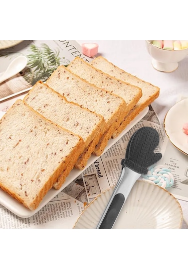 Çocuklar İçin Küçük Noel Maşaları İçinde