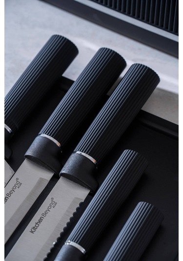 Cooper 10 Parça Standlı Kesme Tahtası Ve Bıçak Seti Siyah