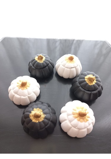 Mini Balkabağı 6'lı Lokumluk, Kahve Yanı Sunumluk Siyah Beyaz Dekoratif Obje 06