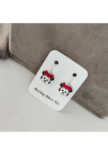 926 Ayar Gümüş Çocuk Küpesi Zarif Ve Güvenli Tasarım Model 2 Gümüş