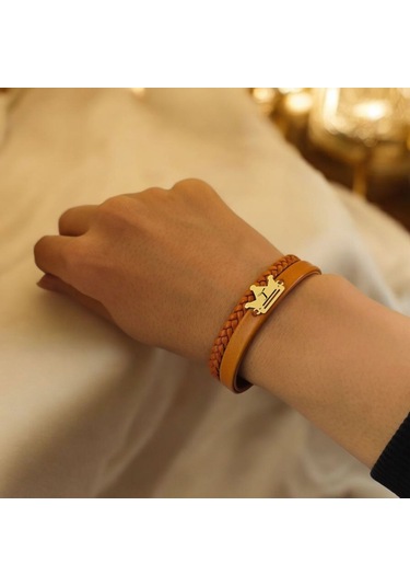 Archin T Harfine Özel 14 Ayar Altın Plakalı Kahverengi Derili Taç Motifli Hediye Bileklik-467harf T