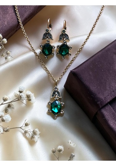 Oval Kristal Taşlı Kolye Ve Küpe Seti Yeşil