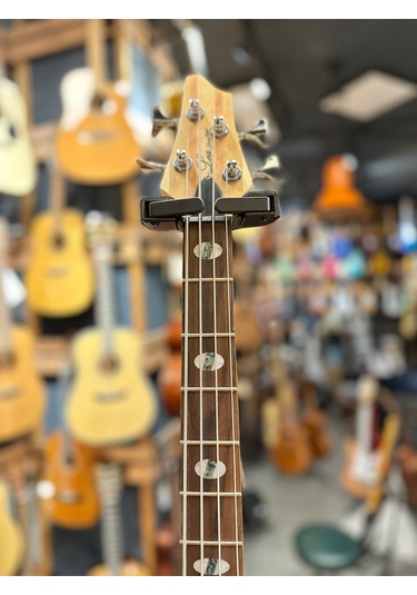 B04- Rd 4 Telli Aktif Bass Gitar Kırmızı Renk