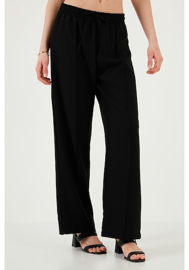 Lela Eşofman Çimalı Regular Fit Normal Bel Geniş Paça Bayan Eşofman Altı 5866260 Siyah Lela Eşofman Çimalı Regular Fit Normal Bel Geniş Paça Bayan Eşofman Altı 5866260 Siyah