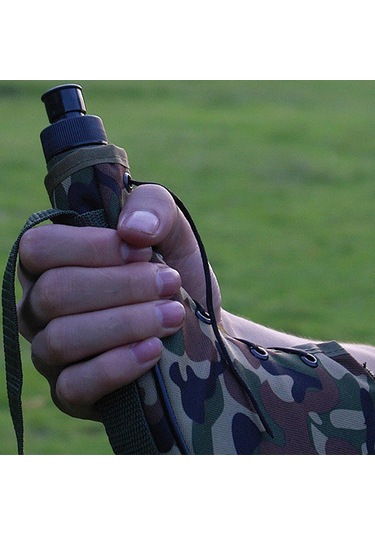 Neevoyu Dayanıklı 800ml Outdoor Su Matarası - Omuz Askılı, Yürüyüş Ve Kamp İçin Yeşil