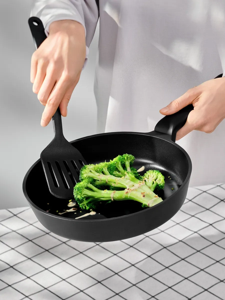 Pragma Talog 22 Cm Yapışmaz Kaplamalı Alüminyum Tava 301131950 Siyah