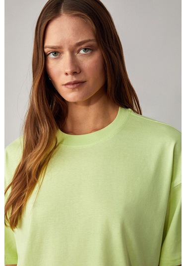 GRIMELANGE Jemmy Kadın %100 Organik Pamuk Relaxed Fit Yırtmaçlı Yuvarlak Yakalı Neon Yeşil T-shirt Neon Yeşil