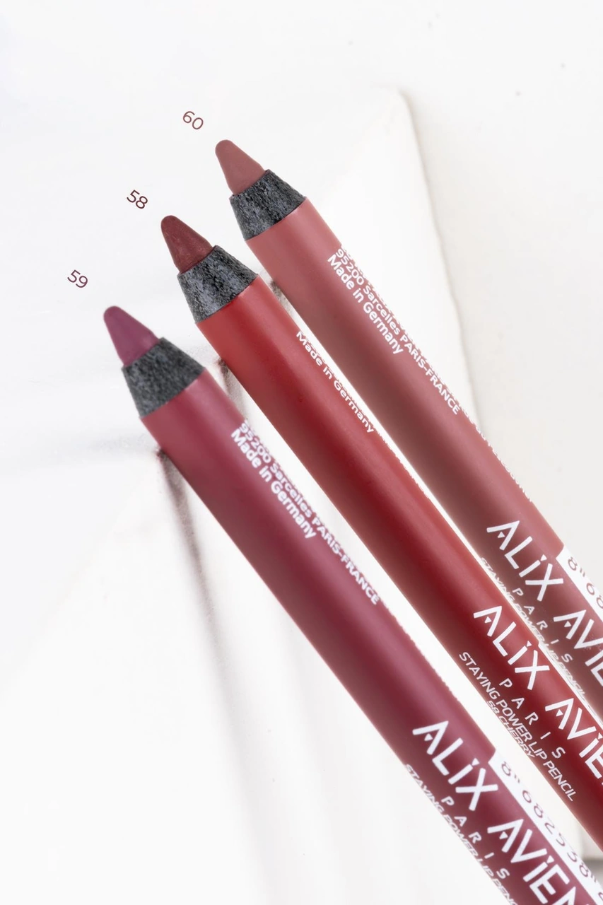 Alix Avien Suya Dayanıklı Uzun Süre Kalıcı Yumuşak Dudak Kalemi Staying Power Lip Pencil 52 Caramel Nude