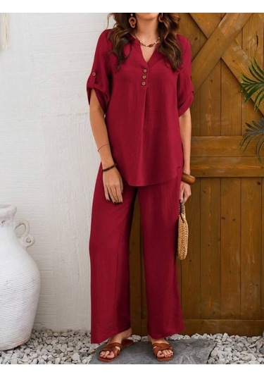 Kadın Kısa Kollu V Hakim Yaka Düğmeli Bürümcük Bluz Ve Pantolon Ikili Takım Bordo